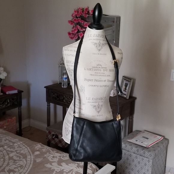 Michael Kors Handbags - Michael Kors Black Leather Handbag